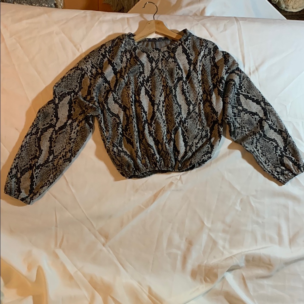Stylish Snake Print Women's Top